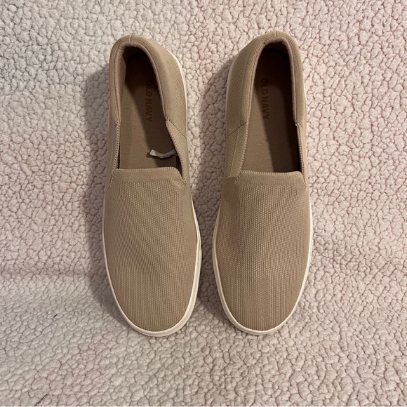 Old Navy Soft Knit Slip-On Shoes Size 8 Tan – Comfortable Flats - Picture 1 of 5